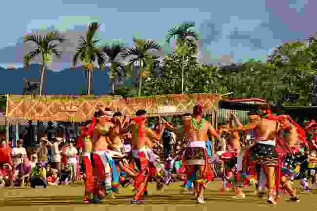 Amis locals dancing during the harvest festival (Shutterstock)